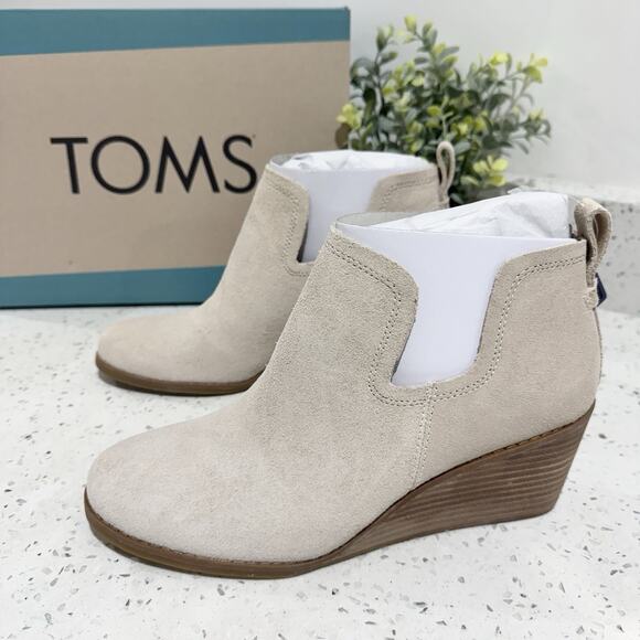 Toms Shoes - Toms Kallie Sahara Suede Ivory Wedge Booties Size 8.5 CV